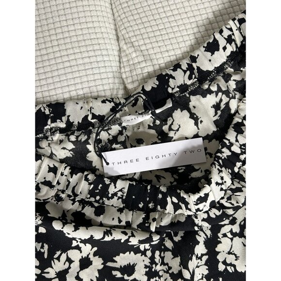 Three Eighty Two Black White Floral Ladies Shirt, Bottom Ties, Size Large - Picture 6 of 7